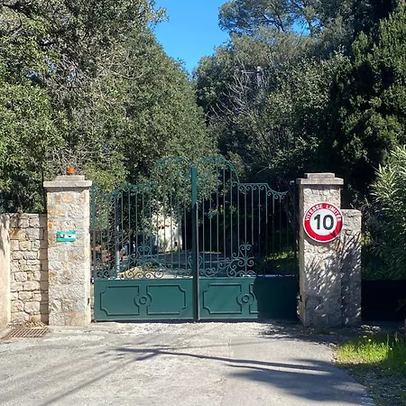 Maison De La Quieta Holiday home *
